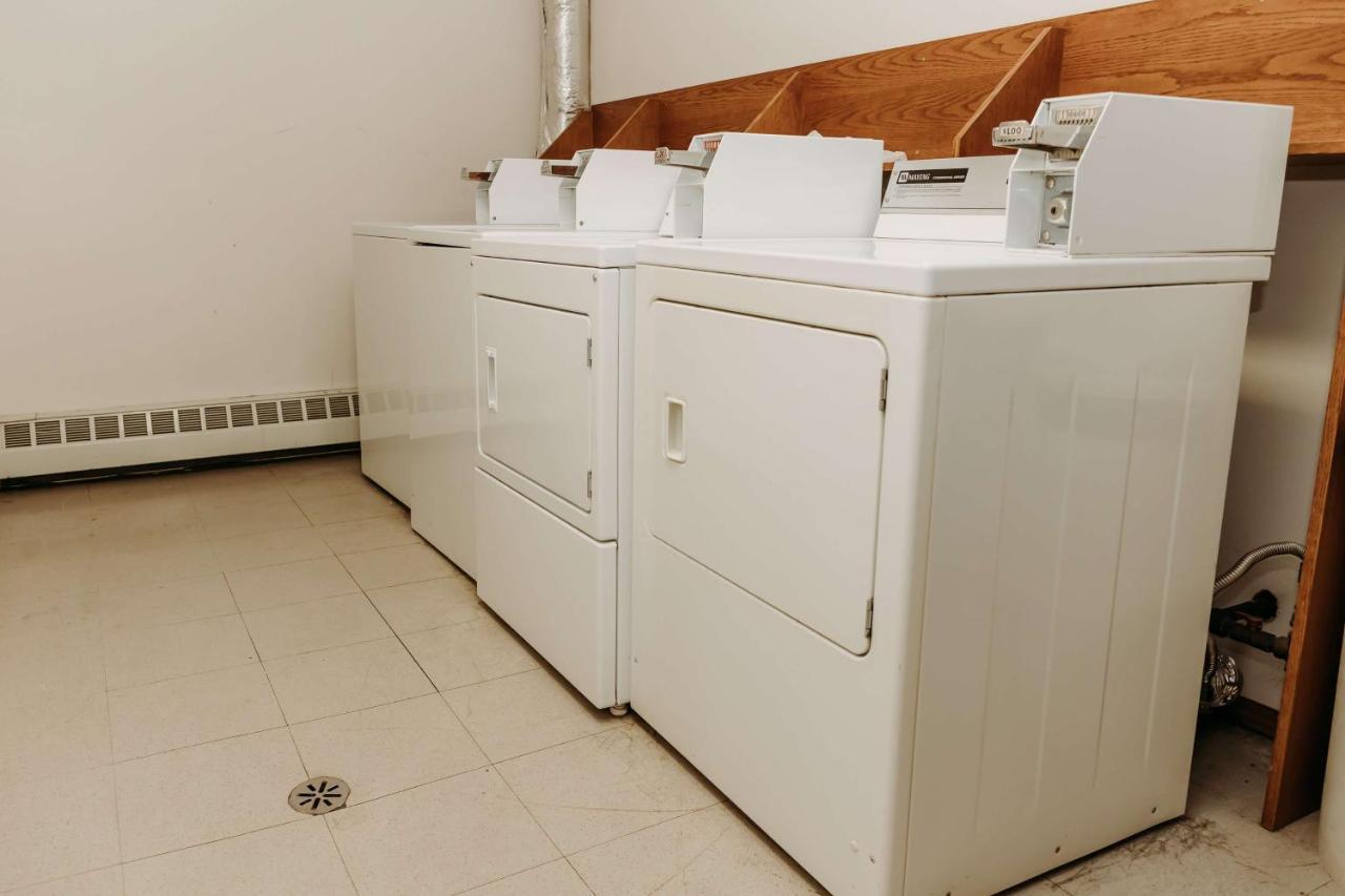Coast Fort St John Hotel Fort St. John المظهر الخارجي الصورة