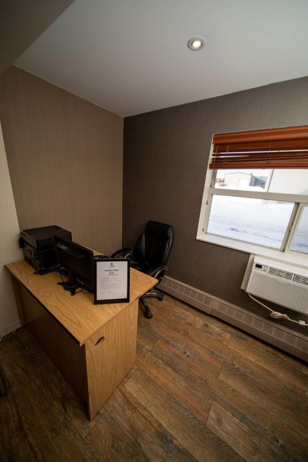 Coast Fort St John Hotel Fort St. John المظهر الخارجي الصورة