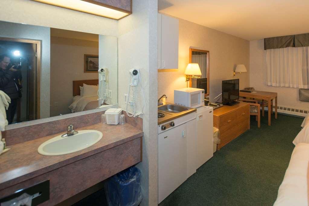 Coast Fort St John Hotel Fort St. John الغرفة الصورة