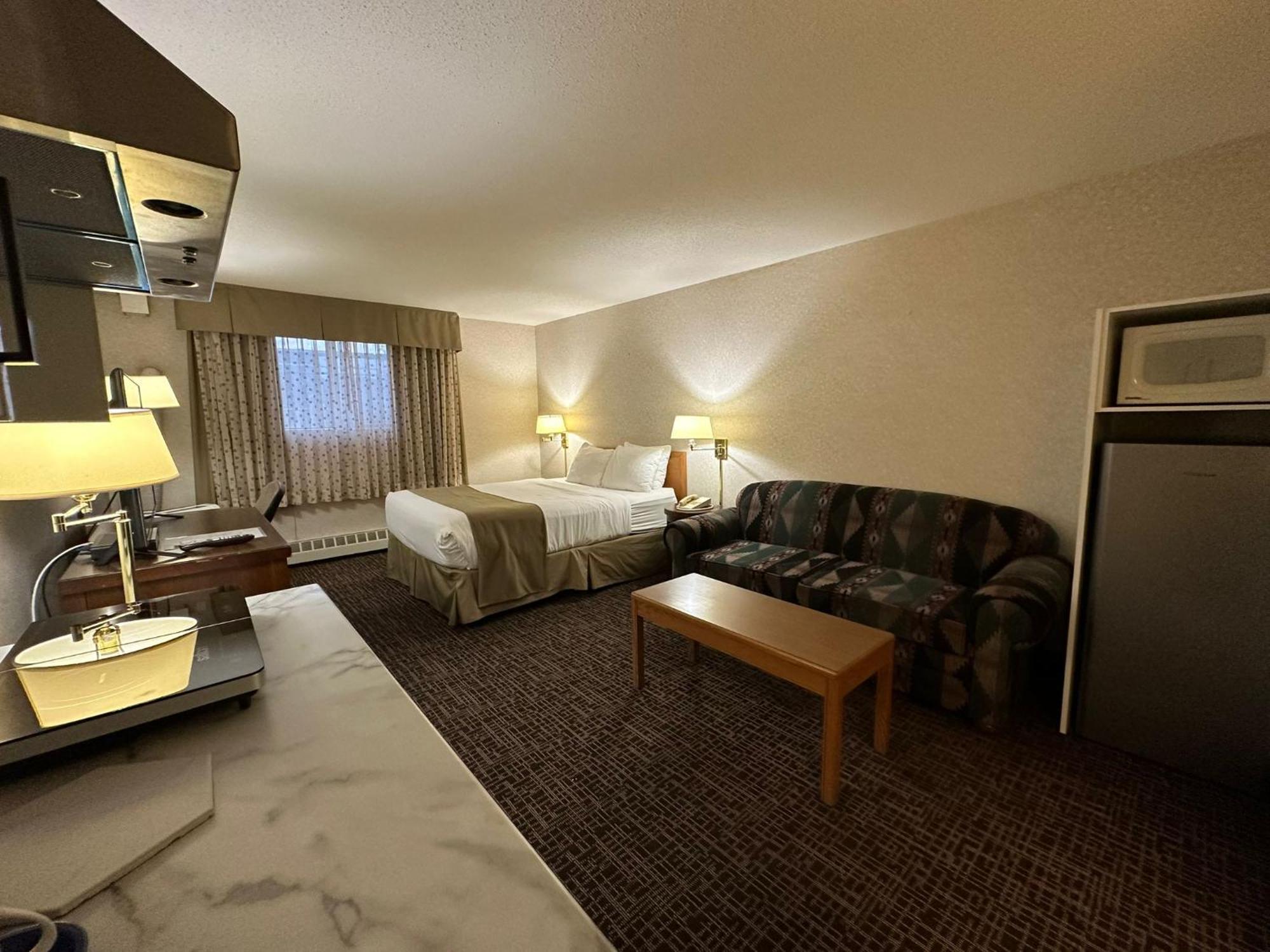 Coast Fort St John Hotel Fort St. John المظهر الخارجي الصورة