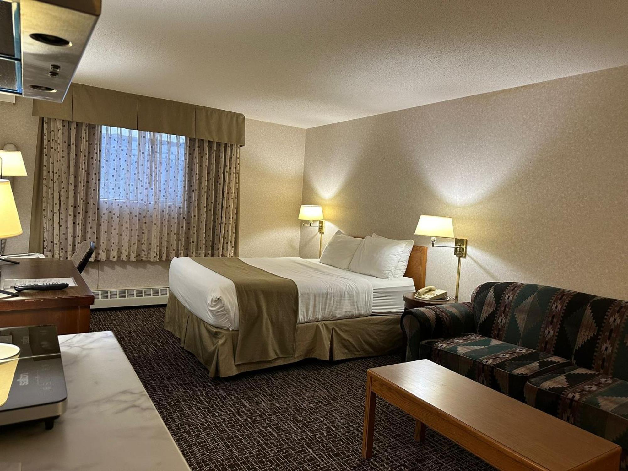 Coast Fort St John Hotel Fort St. John المظهر الخارجي الصورة